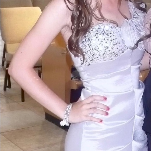 Formal/cocktail dress - Picture 7 of 8